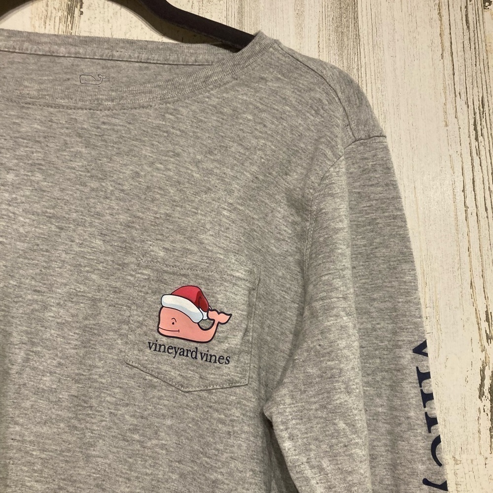 Vineyard Vines Grey Pink Santa Whale Pocket Long-Sleeve Tee Small - Picture 3 of 10
